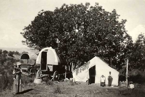 adadeeradfordwagontentcamp.jpg